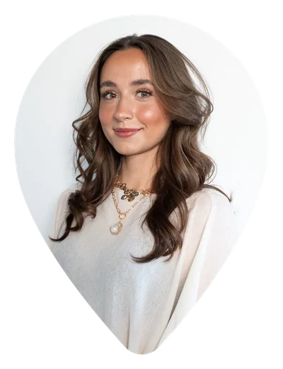 Mara Goronschewski — Social Media Managerin, Lokalbesucher